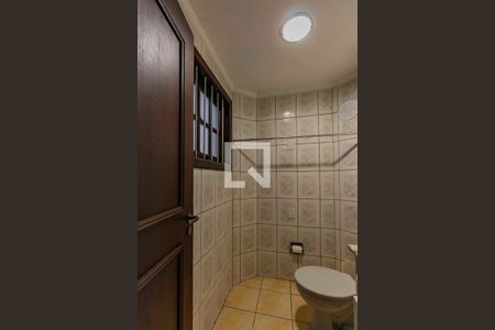 Casa à venda com 230m², 3 quartos e 3 vagas Casa à venda com 230m², 3 quartos e 3 vagasLavabo