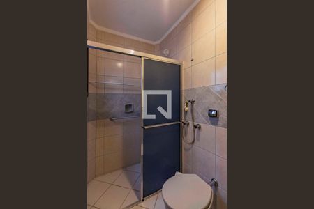 Casa à venda com 230m², 3 quartos e 3 vagas Casa à venda com 230m², 3 quartos e 3 vagasBanheiro