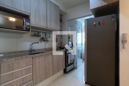 Cozinha de apartamento à venda com 2 quartos, 88m² em Vila Suzana, São Paulo
