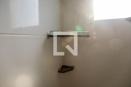 Banheiro de apartamento para alugar com 2 quartos, 60m² em Moinho dos Ventos, Goiânia