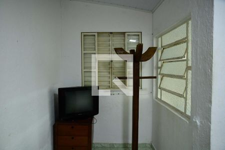 Quarto de kitnet/studio para alugar com 1 quarto, 28m² em Parque São George, Cotia