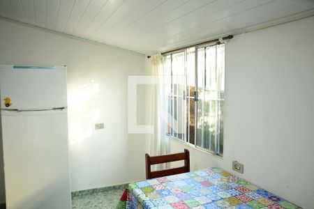 Cozinha de kitnet/studio para alugar com 1 quarto, 28m² em Parque São George, Cotia
