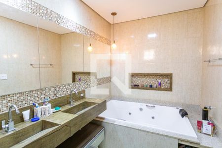 Casa para alugar com 269m², 8 quartos e 15 vagasBanheiro da Suíte 1