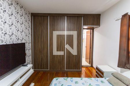 Casa para alugar com 269m², 8 quartos e 15 vagasArmário da Suíte 2