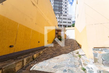 Casa para alugar com 269m², 8 quartos e 15 vagasGaragem