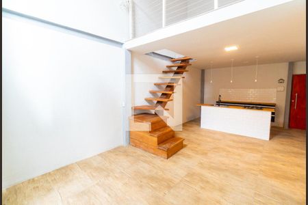 Sala/Cozinha de casa para alugar com 2 quartos, 80m² em Jardim Oriental, São Paulo