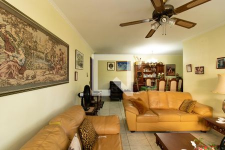 Apartamento à venda com 126m², 3 quartos e 1 vaga Apartamento à venda com 126m², 3 quartos e 1 vagaSala