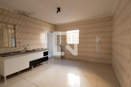 Casa para alugar com 80m², 3 quartos e 2 vagasCozinha