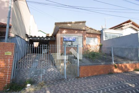 Casa para alugar com 80m², 3 quartos e 2 vagasFachada