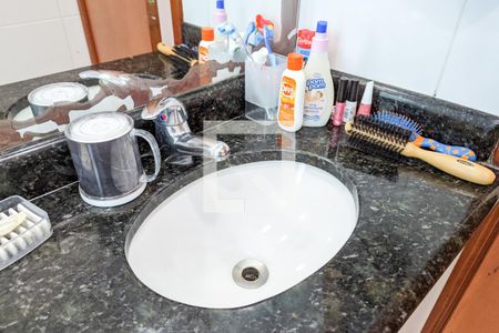 Apartamento à venda com 190m², 4 quartos e 3 vagasBanheiro