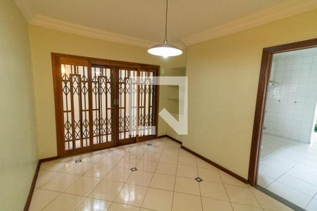 Sala de Jantar de casa à venda com 5 quartos, 200m² em Vila Granada, São Paulo