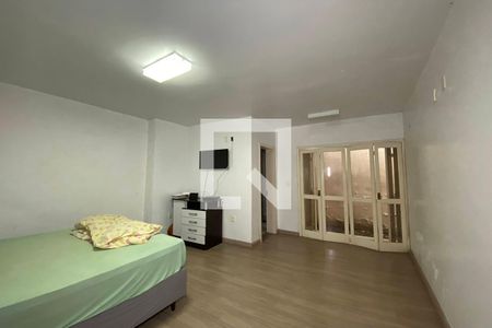 Casa à venda com 208m², 3 quartos e 2 vagasQuarto 2 - Suíte