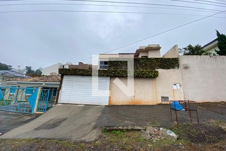 Casa à venda com 208m², 3 quartos e 2 vagasFachada