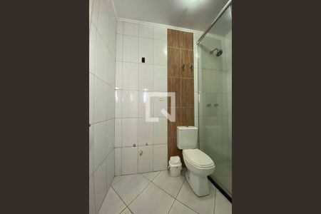 Casa à venda com 208m², 3 quartos e 2 vagasBanheiro da Suíte 