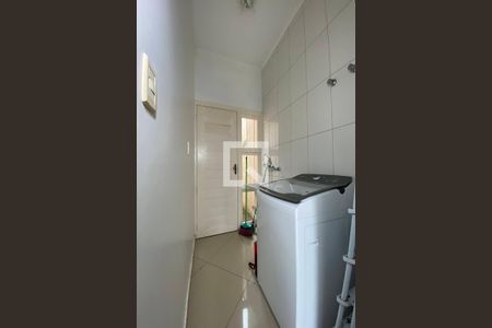 Casa à venda com 208m², 3 quartos e 2 vagasLavanderia