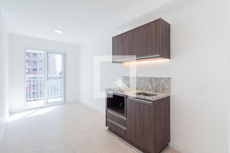 Sala/cozinha de apartamento para alugar com 1 quarto, 31m² em Pinheiros, São Paulo