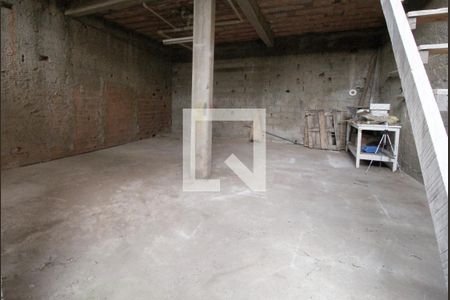 Porão de casa para alugar com 1 quarto, 60m² em Jardim Santa Marina, Sorocaba