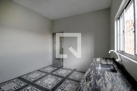 Casa para alugar com 60m², 1 quarto e 2 vagasCozinha