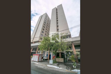 Apartamento à venda com 26m², 1 quarto e sem vaga Apartamento à venda com 26m², 1 quarto e sem vagaFachada