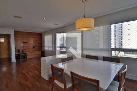 Sala de apartamento à venda com 3 quartos, 115m² em Pinheiros, São Paulo