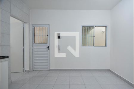 Sala de apartamento para alugar com 1 quarto, 28m² em Vila das Belezas, São Paulo