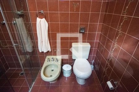 Casa à venda com 200m², 3 quartos e 3 vagasBanheiro