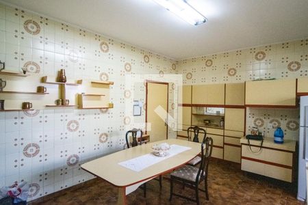 Casa à venda com 200m², 3 quartos e 3 vagasCozinha