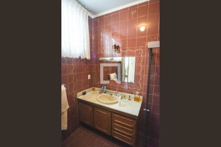 Casa à venda com 200m², 3 quartos e 3 vagasBanheiro