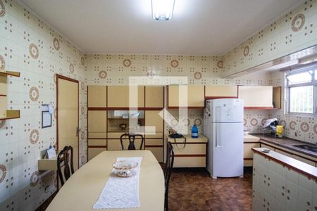 Casa à venda com 200m², 3 quartos e 3 vagasCozinha