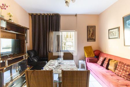 Apartamento à venda com 70m², 1 quarto e sem vaga Apartamento à venda com 70m², 1 quarto e sem vagaSala