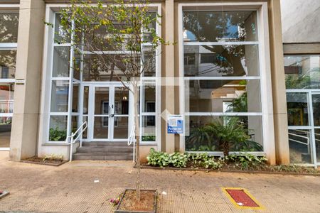 Studio para alugar com 31m², 1 quarto e sem vaga Studio para alugar com 31m², 1 quarto e sem vagaFachada e portaria