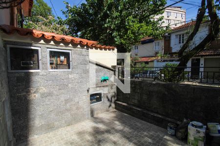 Casa para alugar com 88m², 2 quartos e sem vagaQuintal