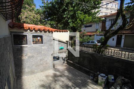 Casa para alugar com 88m², 2 quartos e sem vagaQuintal