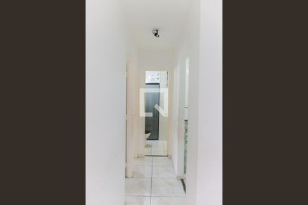 Corredor de apartamento para alugar com 2 quartos, 48m² em Jardim Sao Miguel, Ferraz de Vasconcelos