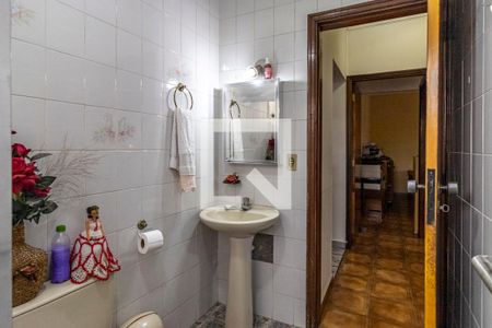 Casa à venda com 535m², 3 quartos e 2 vagasBanheiro 2