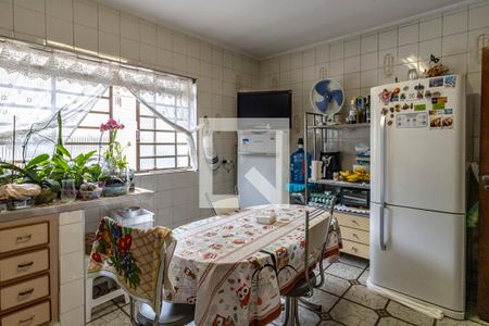 Casa à venda com 535m², 3 quartos e 2 vagasCozinha