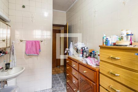 Casa à venda com 535m², 3 quartos e 2 vagasBanheiro 1 da Suíte