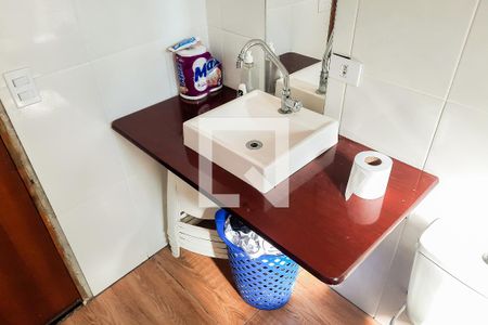 Casa à venda com 250m², 4 quartos e 3 vagasBanheiro Social 2