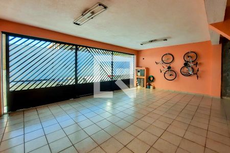 Casa à venda com 250m², 4 quartos e 3 vagasGaragem