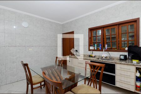 Casa à venda com 153m², 2 quartos e 2 vagasCozinha