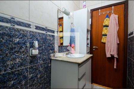 Casa à venda com 153m², 2 quartos e 2 vagasBanheiro da Suíte