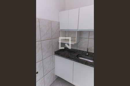 Cozinha de apartamento para alugar com 1 quarto, 30m² em Parque Edu Chaves, São Paulo