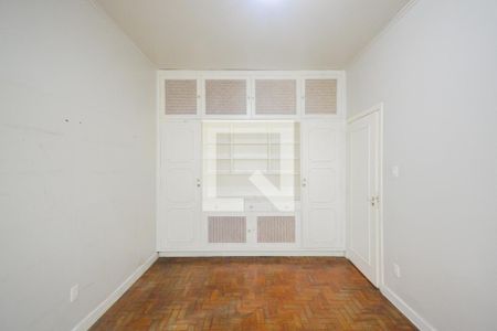 Apartamento à venda com 153m², 3 quartos e sem vaga Apartamento à venda com 153m², 3 quartos e sem vagaDormitório 3