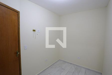 Quarto 1 de apartamento para alugar com 2 quartos, 40m² em Vila Marieta, São Paulo