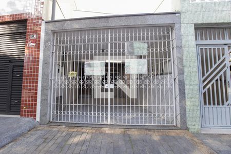 Casa à venda com 125m², 3 quartos e 1 vaga Casa à venda com 125m², 3 quartos e 1 vagaFachada