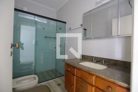 Casa à venda com 125m², 3 quartos e 1 vaga Casa à venda com 125m², 3 quartos e 1 vagaBanheiro 1