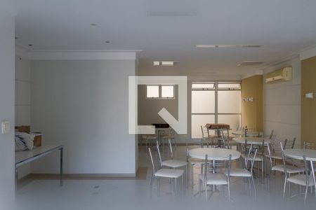 Apartamento à venda com 130m², 3 quartos e 2 vagasSalão de Festas