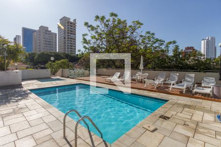 Apartamento à venda com 130m², 3 quartos e 2 vagasPiscina