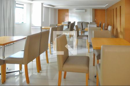 Apartamento para alugar com 110m², 3 quartos e 1 vagaÁrea comum - Salão de festas