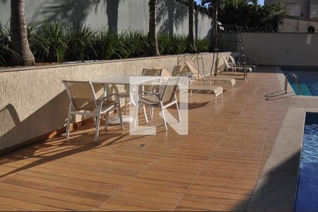 Apartamento para alugar com 110m², 3 quartos e 1 vagaÁrea comum - Piscina